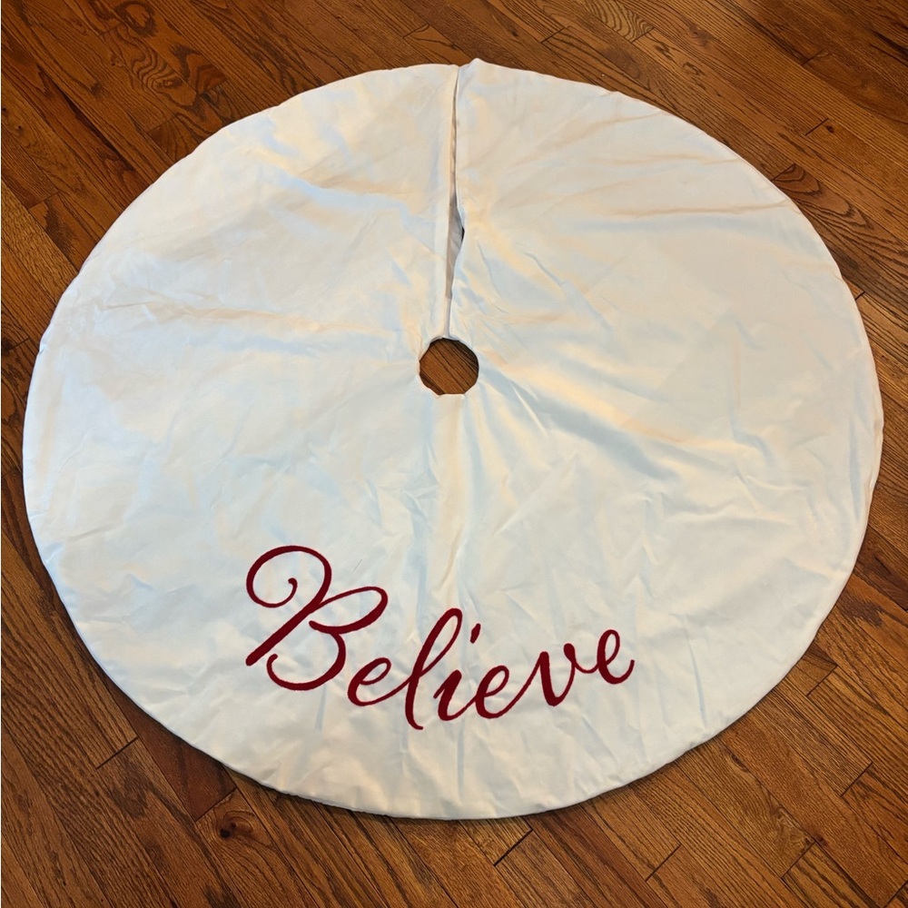 Christmas Tree Skirt with Red 'Believe' Embroidery